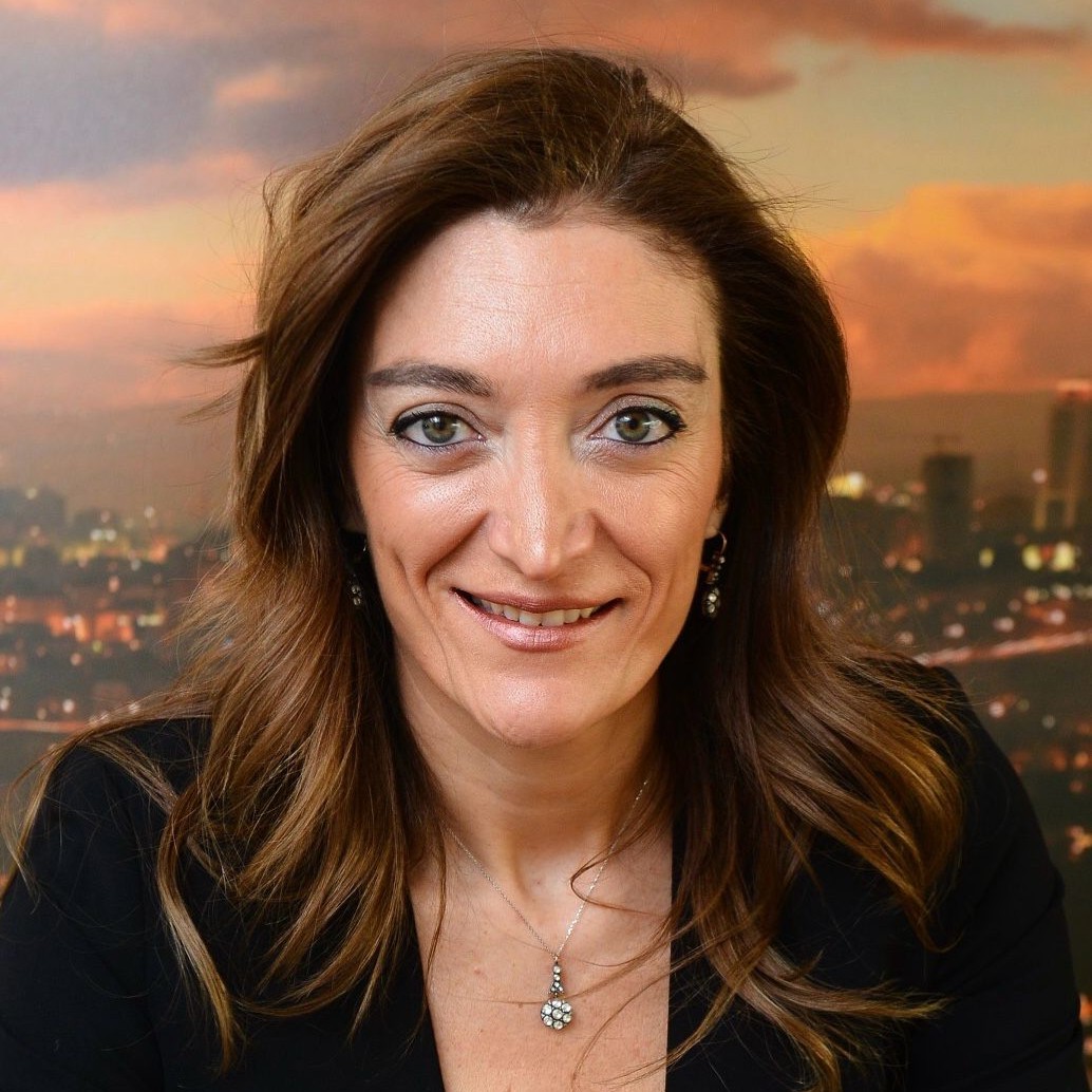 Çağla Gül Şenkardeş
